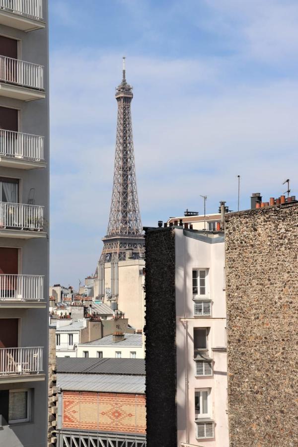 Superb Apartment With Balcony & Eiffel Tower View Paris Exteriör bild